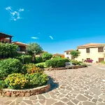 아파트 4 Beds In Marinella Just 100 Mt From The 골푸아랑시