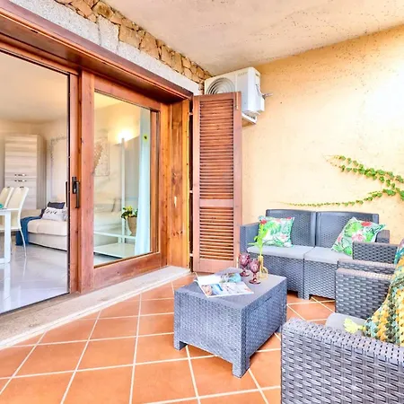 4 Beds In Marinella Just 100 Mt From The 골푸아랑시