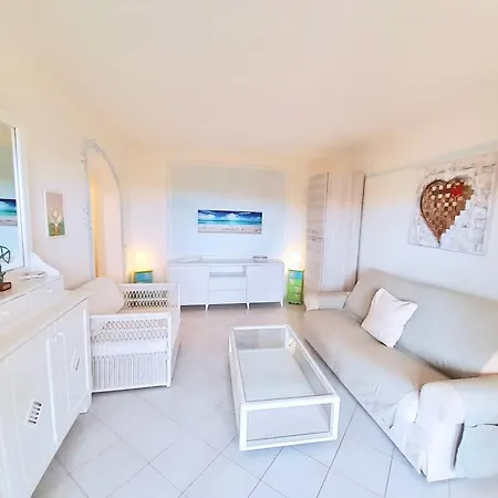 Lejlighed 4 Beds In Marinella Just 100 Mt From The *